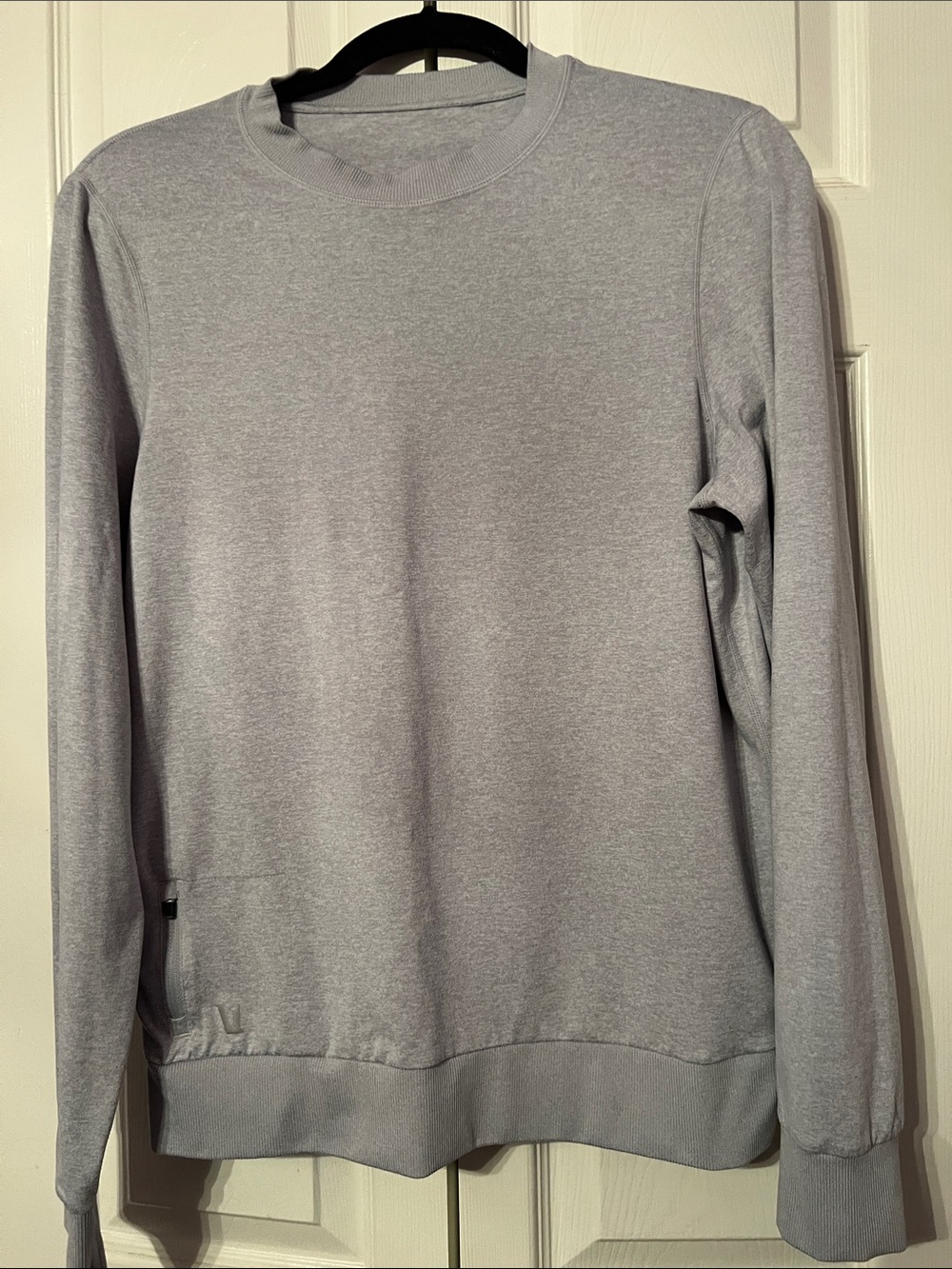 Vuori Men’s Ponto Long Sleeve Performance Crewneck Tee - Light Gray Size Small